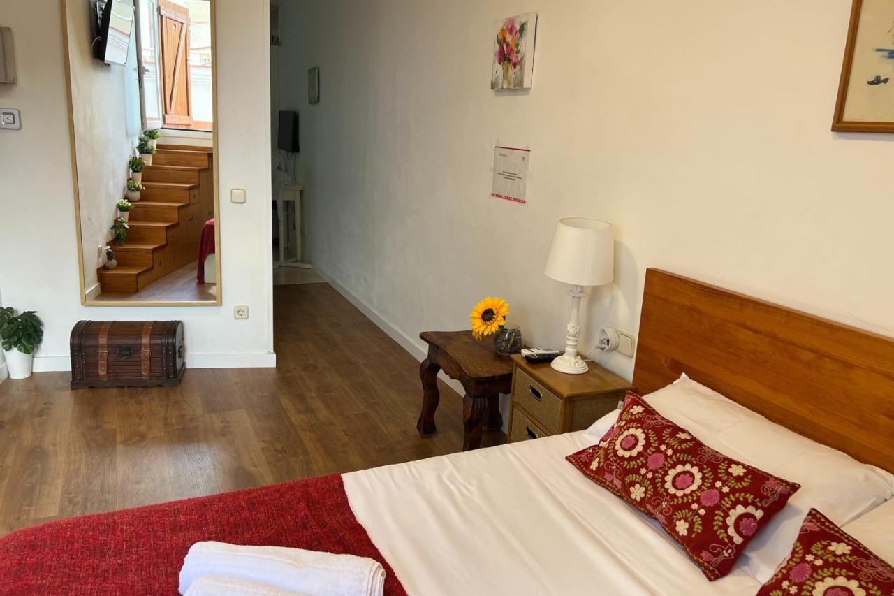 Cozy Studio With Amazing Terrace Near Plaza Espana Barcelona Luaran gambar